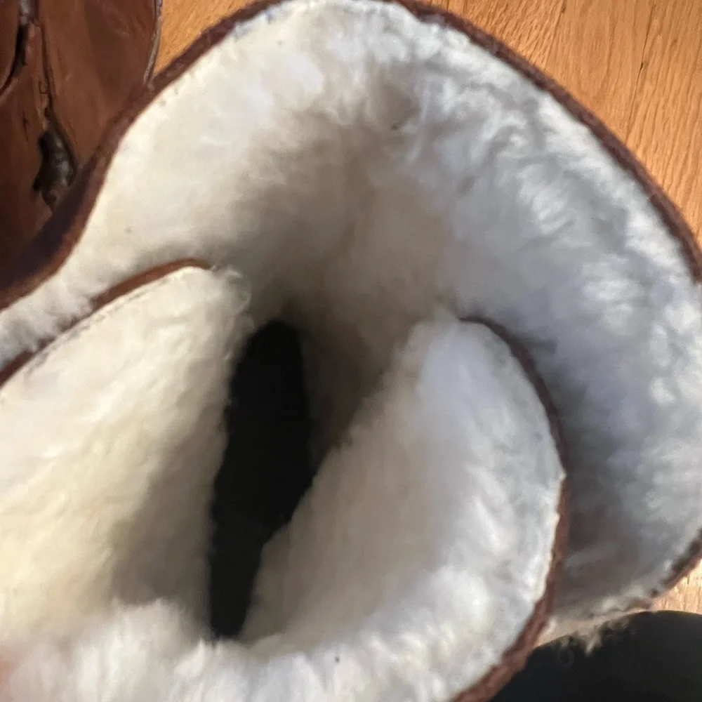Birkenstock Uppsala shearling suede boots in the color Espresso brown